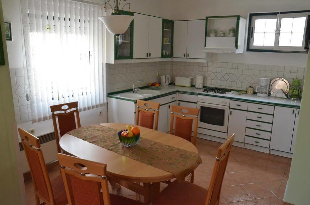Apartment In Zára Kültér fotó